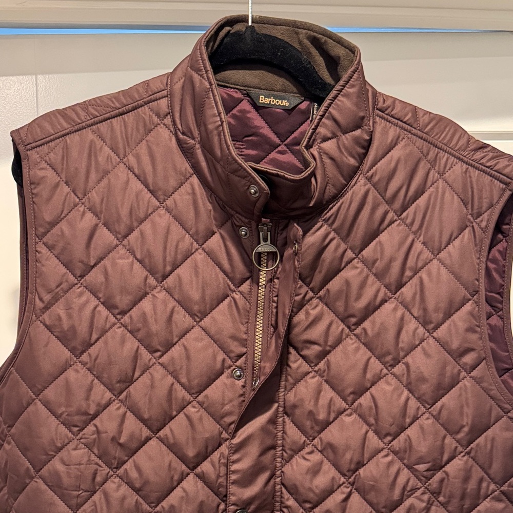 Barbour Men's Quilted Vest - Burgundy